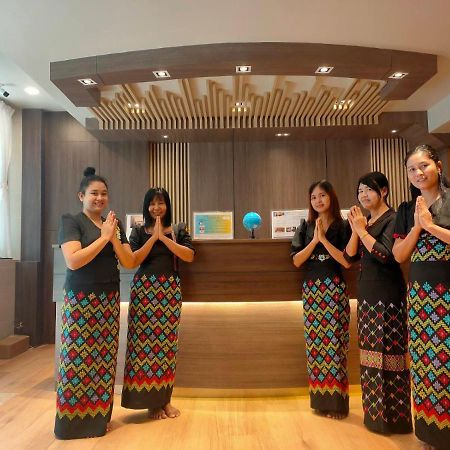 Hotel Grand Galaxy Rangoon Buitenkant foto